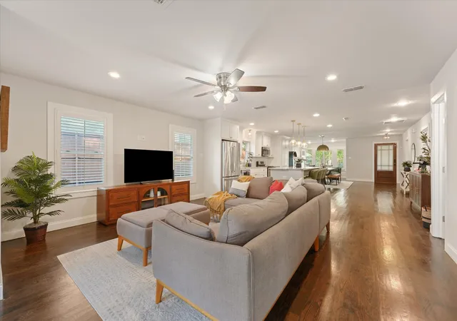 3rd image of 5609 Reiger Ave, Dallas, TX 75214 | MLS# 21251353