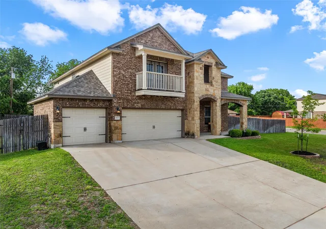 Homes for sale in Waco, TX | 5801 Beckon, Waco, TX 76708 | MLS# 21243058