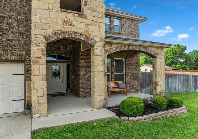 Homes for sale in Waco, TX | 5801 Beckon, Waco, TX 76708 | MLS# 21243058