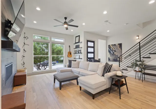 Photo 3 of Townhouse for sale at 2807 Wingate St, Fort Worth, TX 76107 | MLS# 21245934 | Listing updated on 2026-07-22