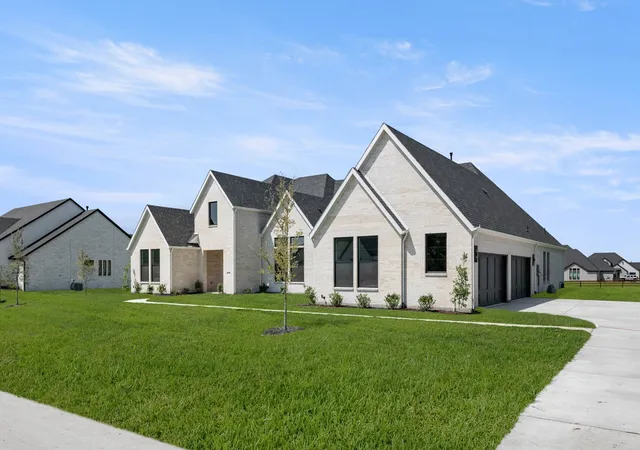 Photo 3 of Single family home for sale at 3108 Apple Creek Ln, Argyle, TX 76226 | MLS# 21251613 | Listing updated on 2026-09-23