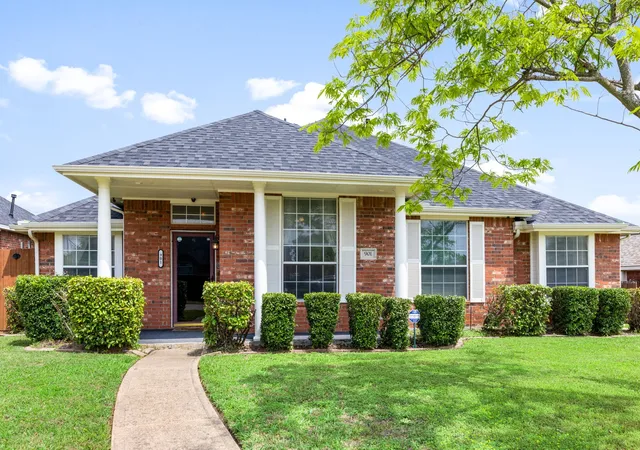 Homes for sale in Mesquite, TX | 901 Rutherford Dr, Mesquite, TX 75149 | MLS# 21247936
