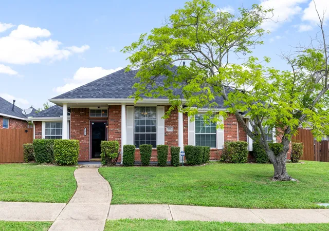 Homes for sale in Mesquite, TX | 901 Rutherford Dr, Mesquite, TX 75149 | MLS# 21247936