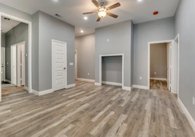 Photo 3 of Sale Pending at 4222 Frank St, Dallas, TX 75210 | MLS# 21247479 | Listing updated on 2026-07-14