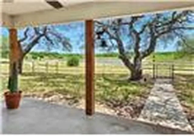 Homes for sale in Hamilton, TX | 895 Pr 202 - 25Ac Hwy 281, Hamilton, TX 76531 | MLS# 21251749