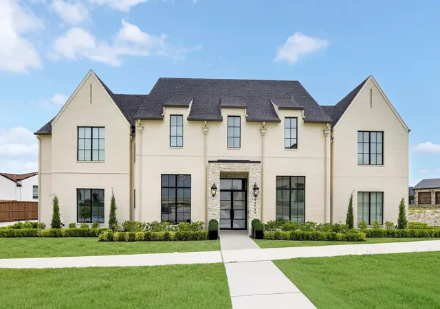 1st image of 13717 Nouvelle Cir, Aledo, TX 76008 | MLS# 21250030