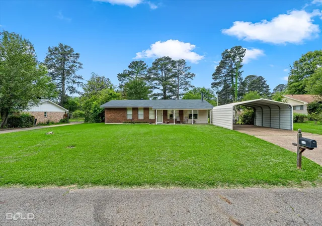Photo 3 of Single family home for sale at 9508 Palmetto Ln, Shreveport, LA 71118 | MLS# 21251799 | Listing updated on 2026-08-27