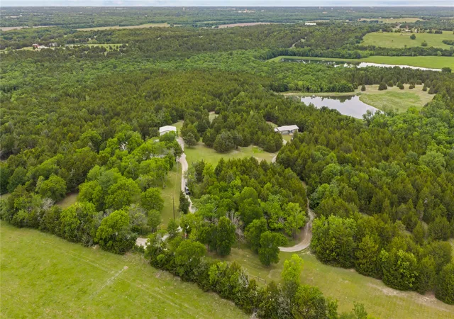 Photo 1 of Single family home for sale at 1229 Country Rd 3105, Bonham, TX 75418 | MLS# 21248979 | Listing updated on 2026-10-01