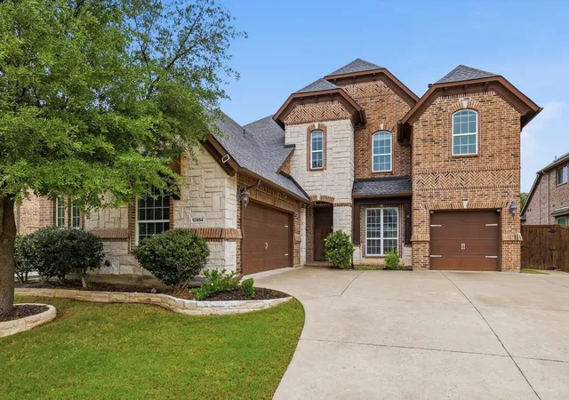 Photo 1 of Sale Pending at 12854 Lourdes Ln, Frisco, TX 75035 | MLS# 21244930 | Listing updated on 2026-10-02