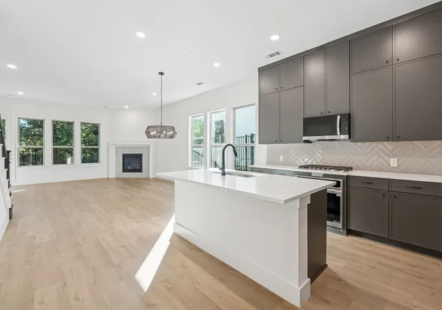 Photo 1 of Condo for sale at 126 Bridgewater Wy #37, Lake Dallas, TX 75065 | MLS# 21249690 | Listing updated on 2026-08-18