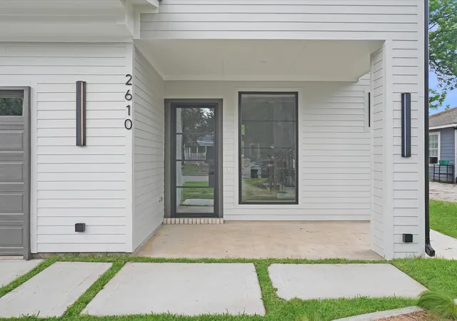 Homes for sale in Dallas, TX | 2610 Emmett St, Dallas, TX 75211 | MLS# 21251882