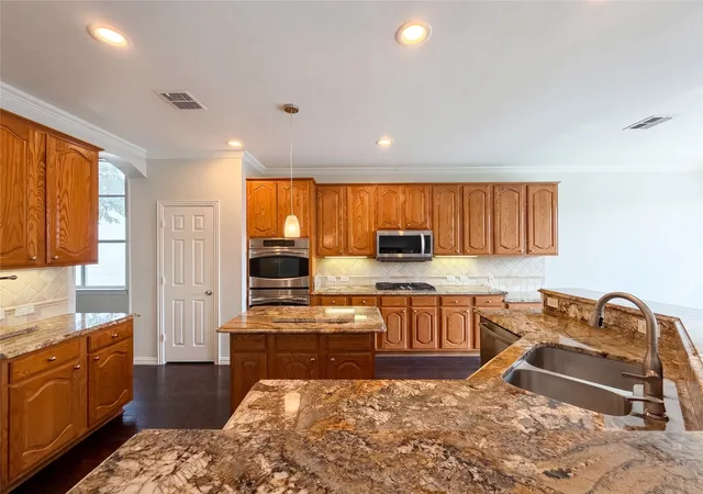 Single family home for sale at 2211 Dana Dr, Flower Mound, TX 75028 | MLS# 21251887 | Listing updated on 2026-10-08