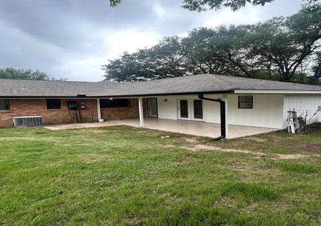 Homes for sale in Mexia, TX | 1018 Clark, Mexia, TX 76667 | MLS# 21252050