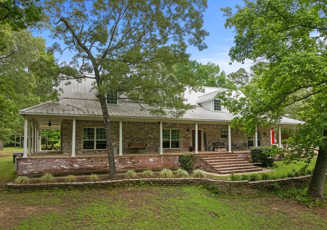 Photo 2 of Sale Pending at 65 Cr 2835, Pittsburg, TX 75686 | MLS# 21252027 | Listing updated on 2026-08-25