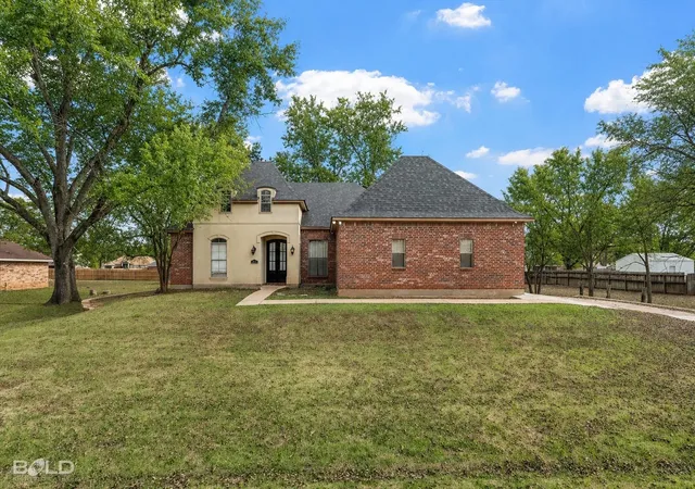 1st image of 5763 Sumner Lane, Bossier City, LA 71112 | MLS# 21250093