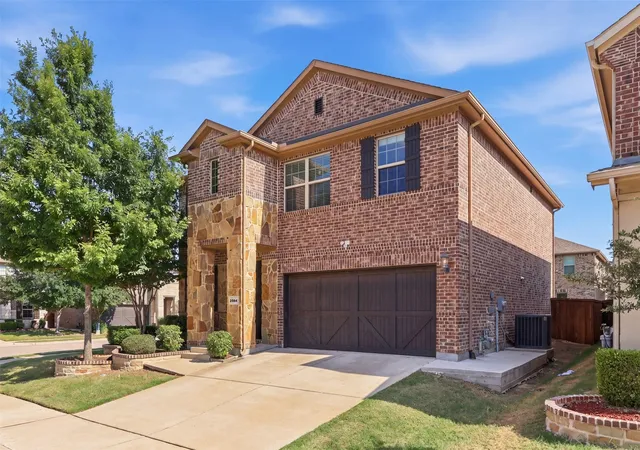 Photo 3 of Sale Pending at 2564 Durango Dr, Carrollton, TX 75010 | MLS# 21250836 | Listing updated on 2026-08-28