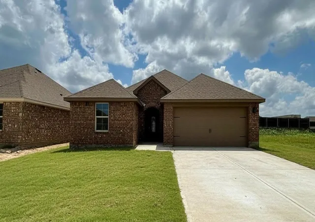 Photo 1 of Sale Pending at 3309 Melissa Ln, Ennis, TX 75119 | MLS# 21252183 | Listing updated on 2026-07-06