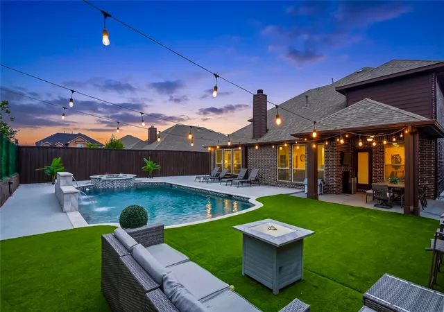 Photo 1 of Sale Pending at 1802 Roundtree Rd, Forney, TX 75126 | MLS# 21252119 | Listing updated on 2026-08-29