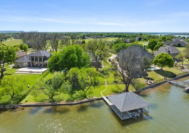 Photo 2 of Sale Pending at 1302 E Baja Ct, Granbury, TX 76048 | MLS# 21251929 | Listing updated on 2026-10-05