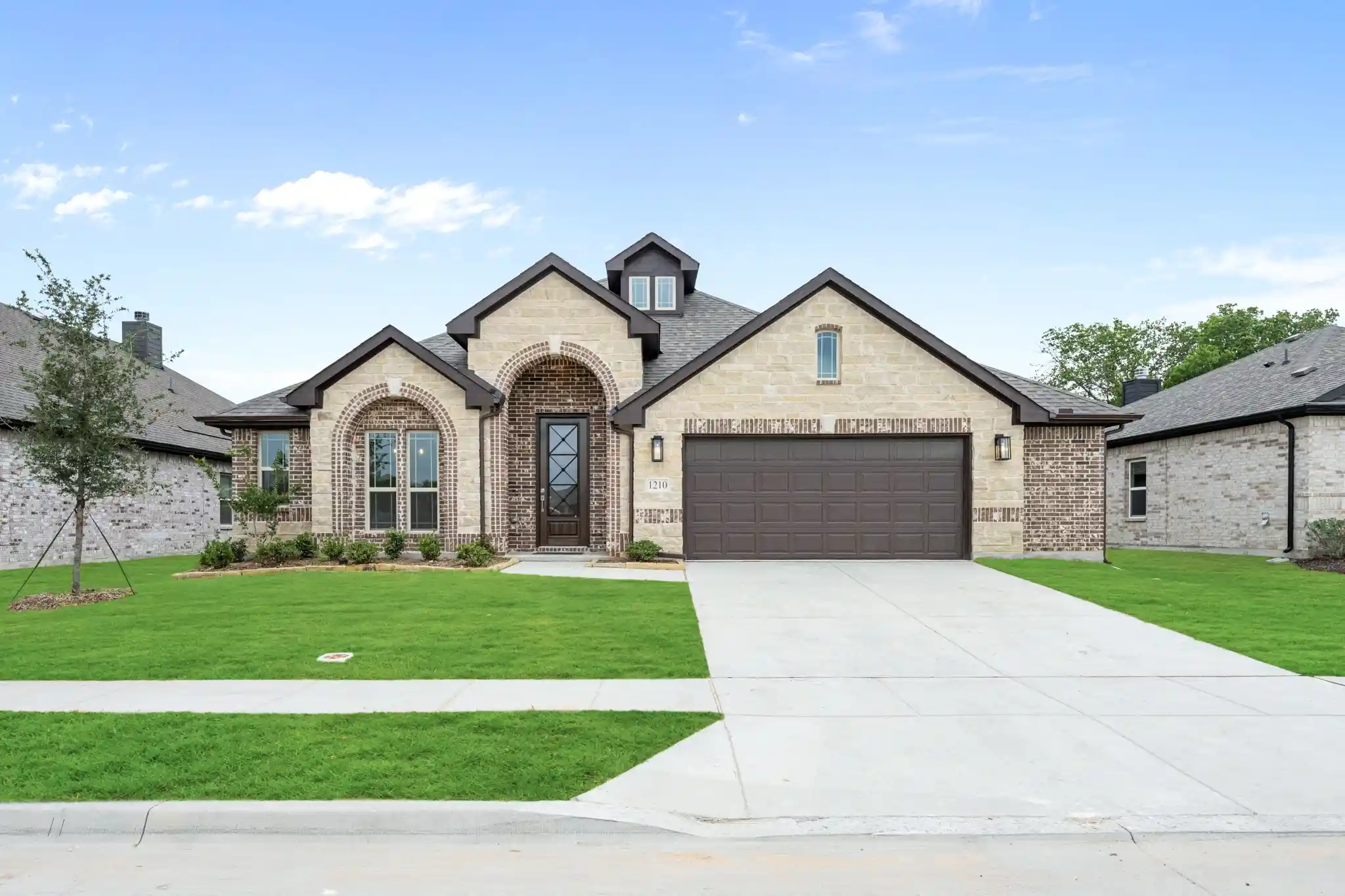 Photo 1 of Single family home for sale at 1210 Anderson Dr, Trenton, TX 75490 | MLS# 21252335 | Listing updated on 2026-10-28