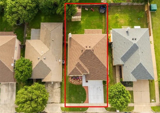 Photo 4 of Sale Pending at 13412 Dove Ranch Rd, Roanoke, TX 76262 | MLS# 21246955 | Listing updated on 2026-07-21