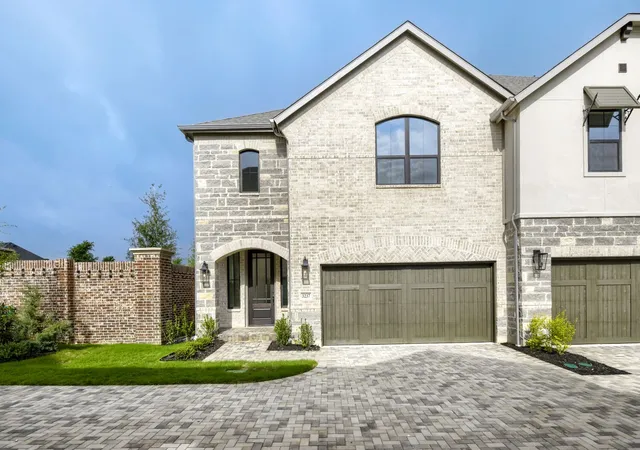 Photo 1 of Townhouse for sale at 3237 Vaquero Ln, Celina, TX 75009 | MLS# 21252368 | Listing updated on 2026-08-22