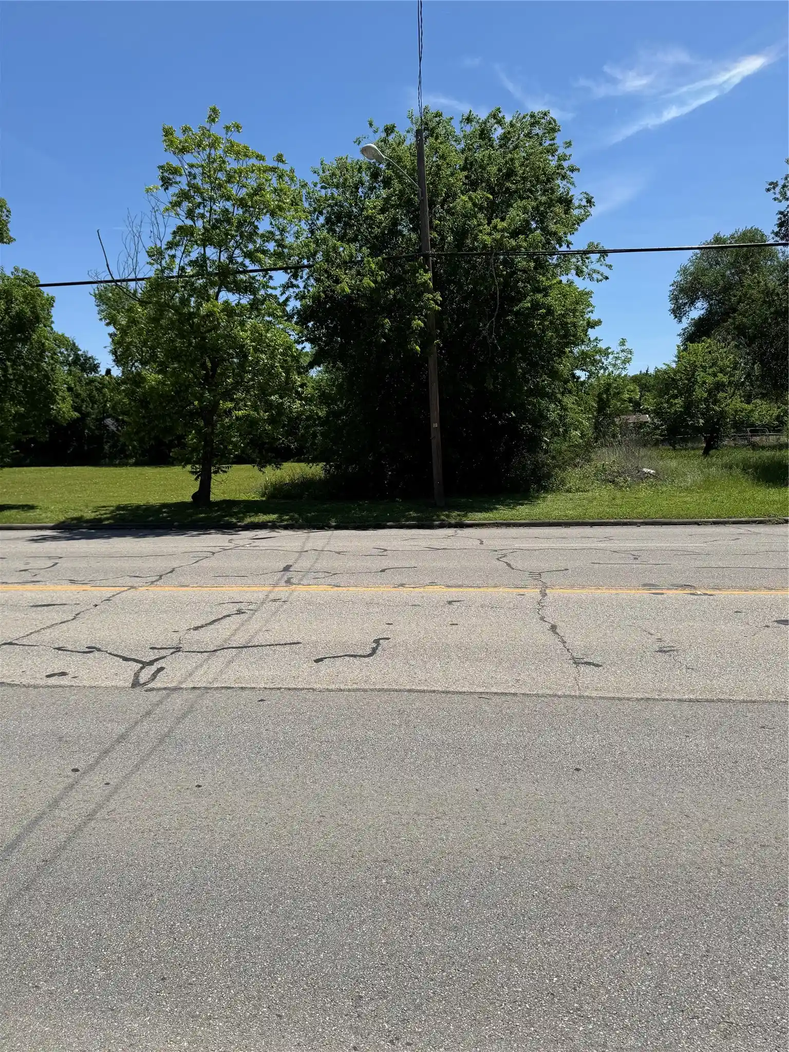 Photo 1 of Land for sale at 1405 Martin Luther King Jr Blvd, Corsicana, TX 75110 | MLS# 21252442 | Listing updated on 2026-05-28