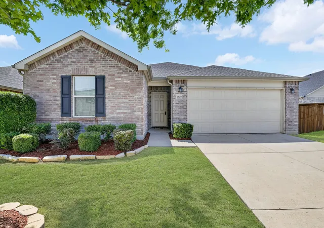 Homes for sale in Little Elm, TX | 1800 Christopher Creek Dr, Little Elm, TX 75068 | MLS# 21243220