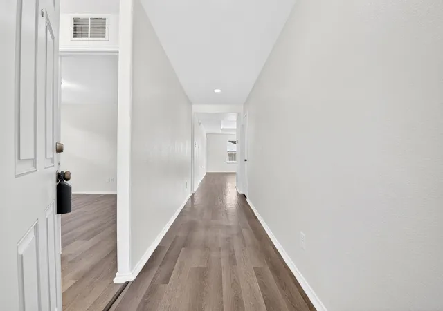3rd image of 1800 Christopher Creek Dr, Little Elm, TX 75068 | MLS# 21243220