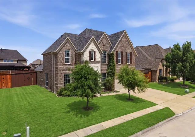2nd image of 2217 Riviera Dr, Little Elm, TX 75068 | MLS# 21252463