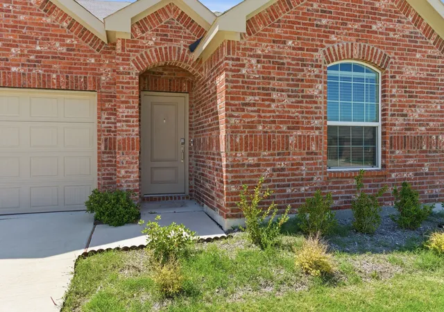 Homes for sale in Justin, TX | 339 Texas Trl, Justin, TX 76247 | MLS# 21234744