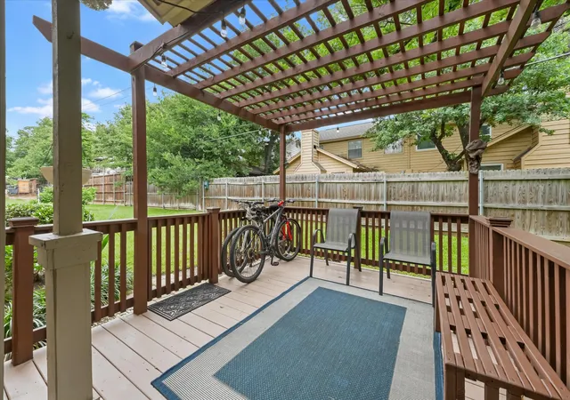 Homes for sale in Fort Worth, TX | 1463 Meadowood Village Dr, Fort Worth, TX 76120 | MLS# 21252666