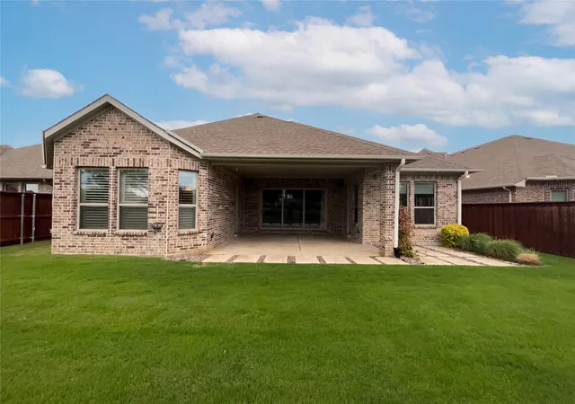 Homes for sale in The Colony, TX | 2712 Waterford, The Colony, TX 75056 | MLS# 21252130