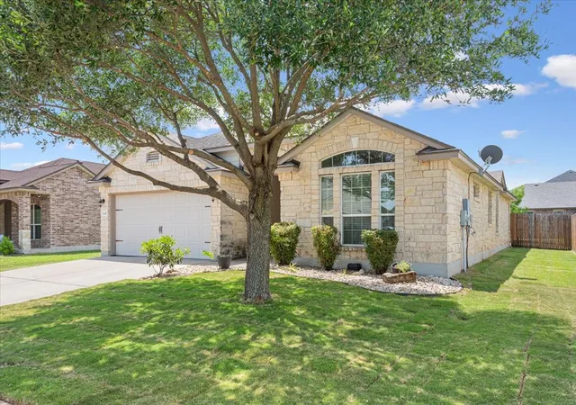 3rd image of 9448 Centennial Dr, Waco, TX 76708 | MLS# 21213429