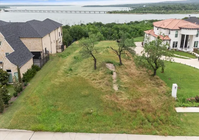 Photo 2 of Land for sale at 1047 Mallard Pointe Dr, Cedar Hill, TX 75104 | MLS# 21250785 | Listing updated on 2026-07-13