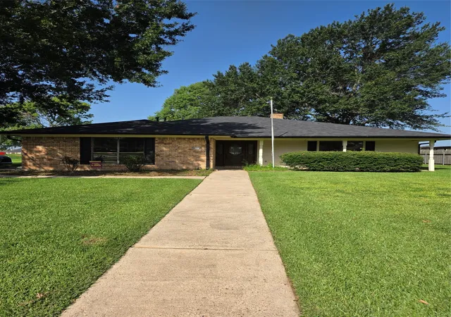 Photo 2 of Single family home for sale at 6254 W Oxbow Loop #1, Bossier City, LA 71112 | MLS# 21252892 | Listing updated on 2026-07-21