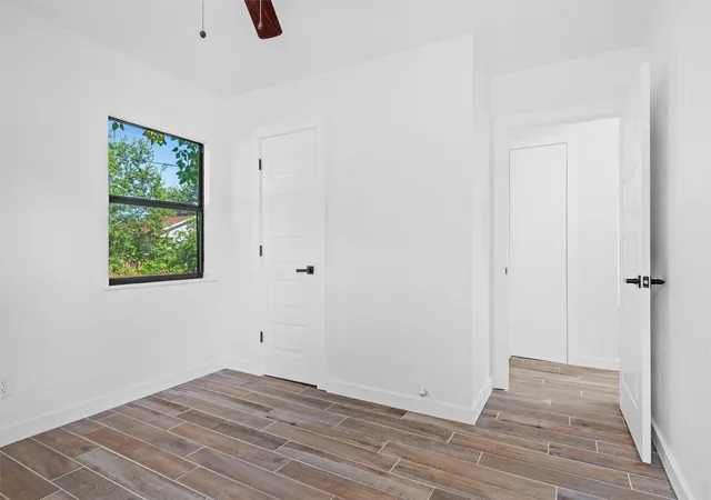 5th image of 902 Skylark Dr, Arlington, TX 76010 | MLS# 21252194