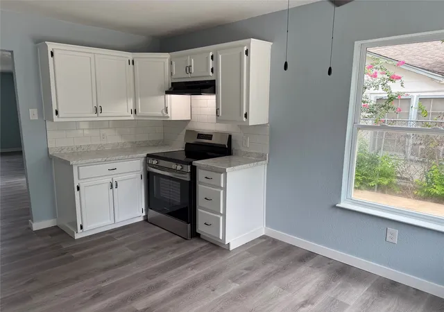 Photo 3 of Single family home for sale at 2724 Gurley Ave, Waco, TX 76711 | MLS# 21251522 | Listing updated on 2026-07-11