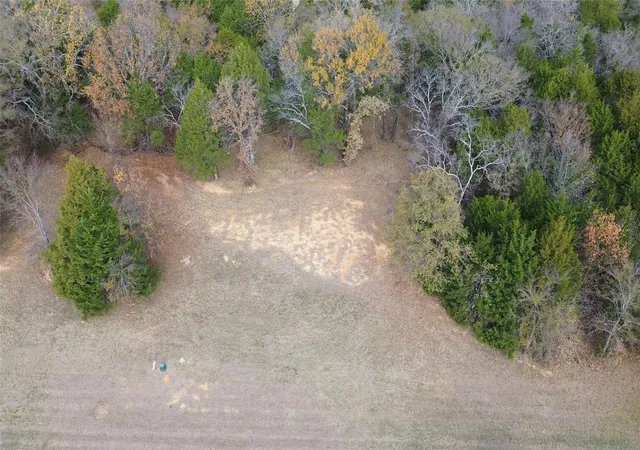 Photo 4 of Land for sale at N/A Oakmont Ct, Gordonville, TX 76245 | MLS# 21253171 | Listing updated on 2026-08-04