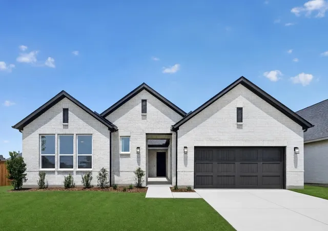 Photo 1 of Sale Pending at 546 Chatham St, Little Elm, TX 75068 | MLS# 21251776 | Listing updated on 2026-08-22