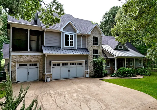 Photo 2 of Single family home for sale at 4747 Stonebridge Ln, Athens, TX 75751 | MLS# 21250400 | Listing updated on 2026-07-24