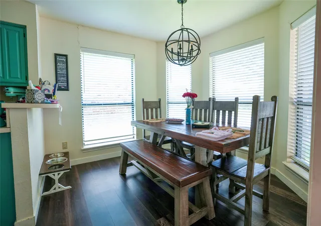 3rd image of 6320 Leasa Ct, Sachse, TX 75048 | MLS# 21247603