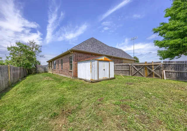 Homes for sale in Gunter, TX | 501 Tiger Ln, Gunter, TX 75058 | MLS# 21243727