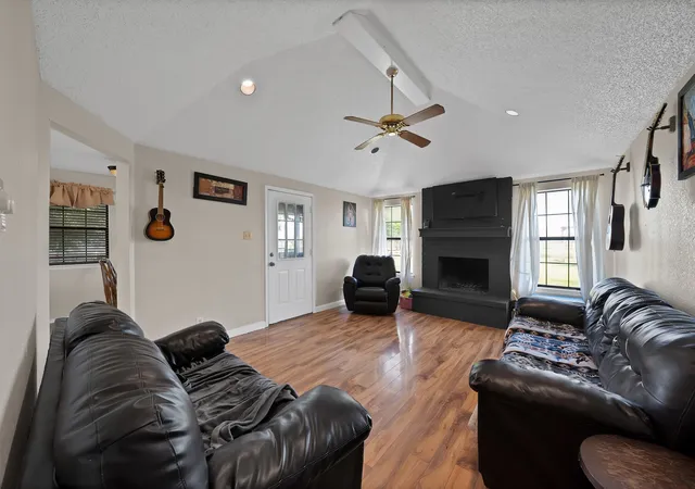 Photo 3 of Single family home for sale at 6132 Fm 2415, Alvarado, TX 76009 | MLS# 21252205 | Listing updated on 2026-07-23