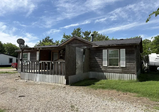 Photo 1 of Manufactured home for sale at 720 Bluebonnet Ln, Palmer, TX 75152 | MLS# 21253513 | Listing updated on 2026-08-19