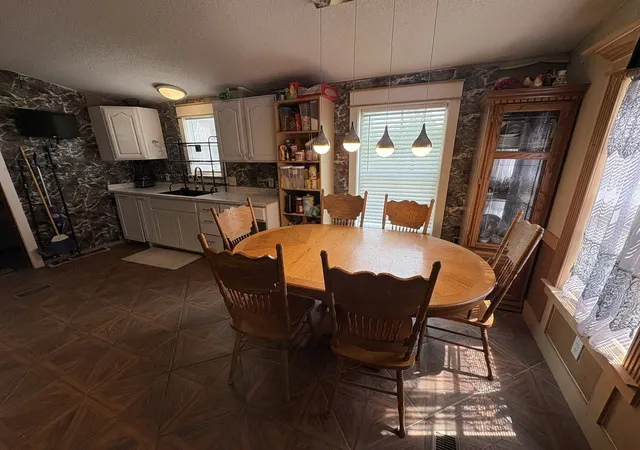 Photo 2 of Manufactured home for sale at 720 Bluebonnet Ln, Palmer, TX 75152 | MLS# 21253513 | Listing updated on 2026-08-19