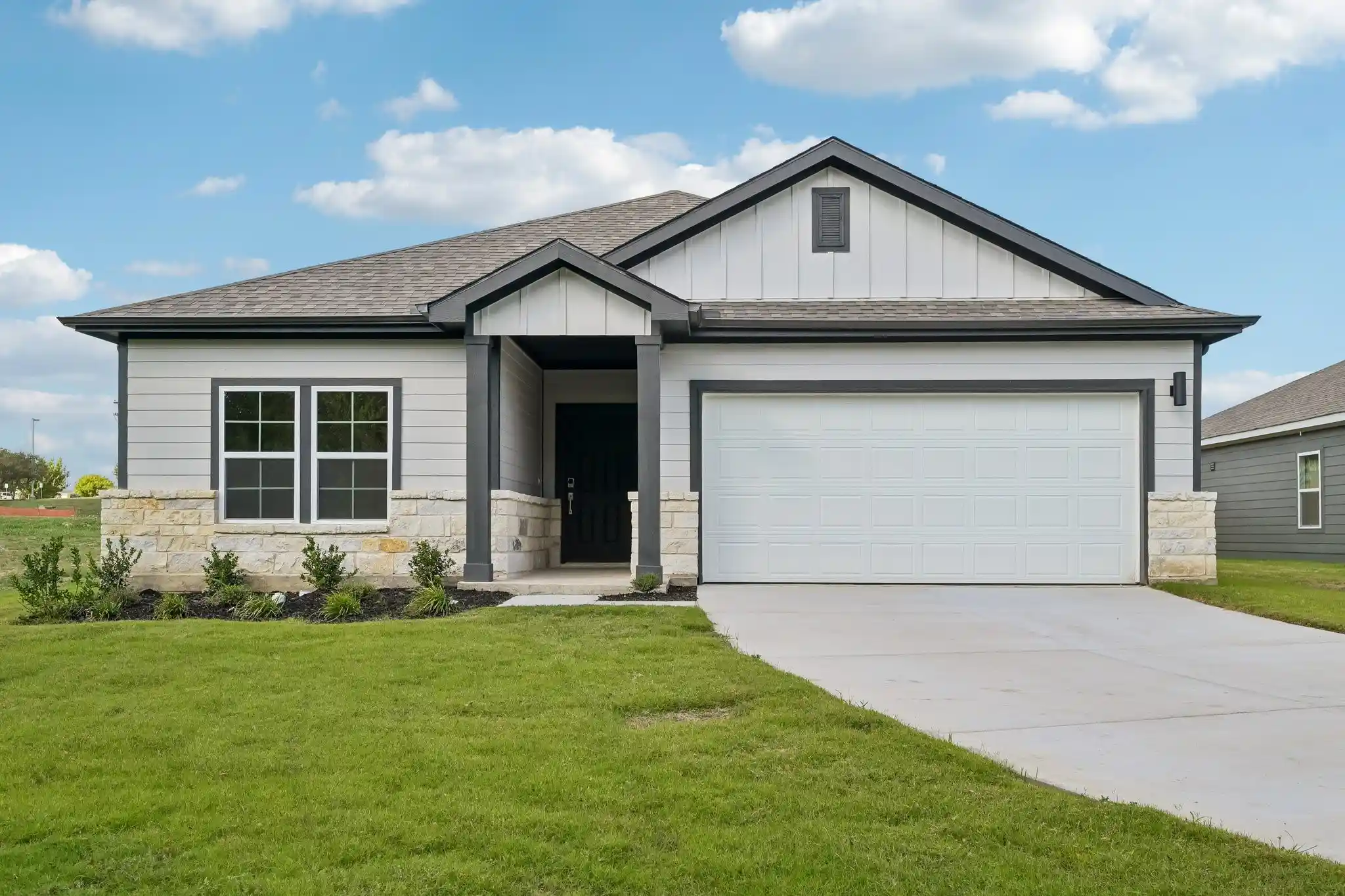 Photo 1 of Single family home for sale at 1025 Verde Creek Ct, Crowley, TX 76036 | MLS# 21253526 | Listing updated on 2026-10-28