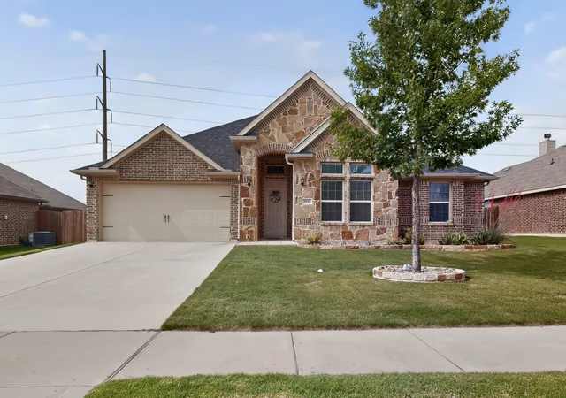 Photo 1 of Single family home for sale at 1522 Grassy Meadows Dr, Joshua, TX 76058 | MLS# 21252445 | Listing updated on 2026-08-21