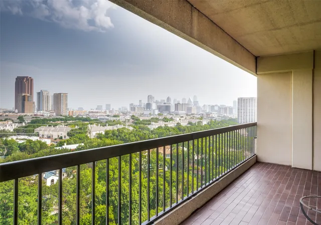 Photo 3 of Sale Pending at 3831 Turtle Creek Blvd #15E, Dallas, TX 75219 | MLS# 21251062 | Listing updated on 2026-07-07