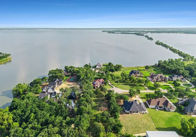 Photo 4 of Land for sale at Lot 7 Braewood Bay Dr, Little Elm, TX 75068 | MLS# 21249274 | Listing updated on 2026-09-28